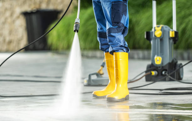 Why Choose Our Certified Pressure Washing Experts for Your Project Needs in Pine Island, TX?