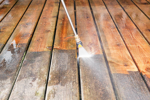 Deck Cleaning Services in Pine Island, TX
